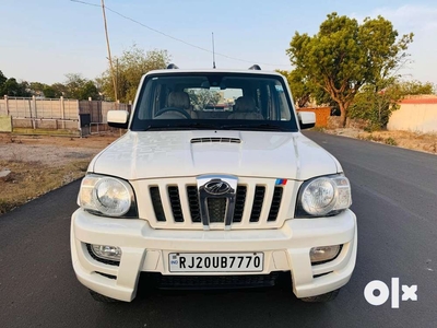 Mahindra Scorpio VLX Airbags BS III, 2015, Diesel