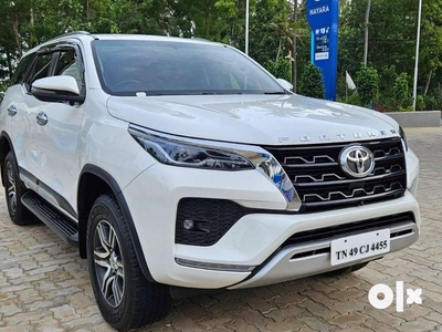 Toyota Fortuner 4X2 MT 2.8 Diesel, 2023, Diesel