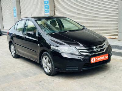 Honda City V AT AVN