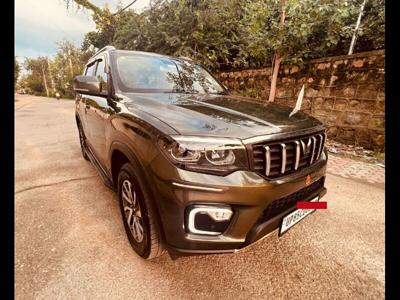 Mahindra Scorpio N Z8 L Petrol AT 7 STR [2022]