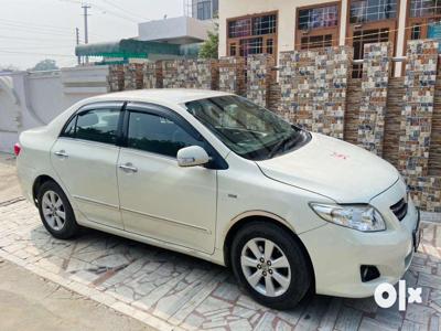 Toyota Corolla Altis 2010 CNG & Hybrids Well Maintained
