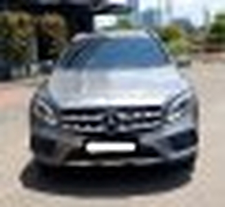 2017 Mercedes-Benz GLA 200 Gasoline Abu-abu -