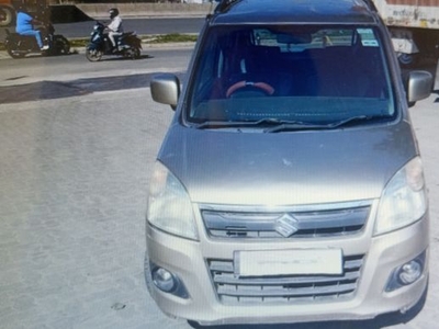 Used Maruti Suzuki Wagon R 2014 105420 kms in Guwahati