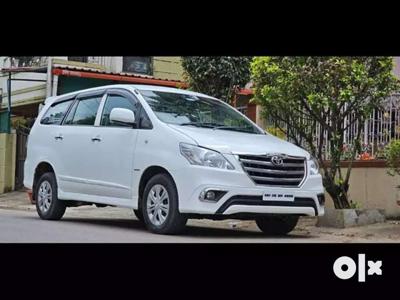Toyota Innova 2013 Diesel Well Maintained