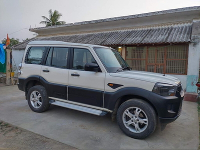 Used 2017 Mahindra Scorpio [2014-2017] S4 Plus Intelli-Hybrid for sale at Rs. 9,50,000 in Hyderab