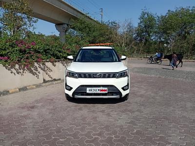 Mahindra XUV300 W8 (O) 1.2 Petrol [2019]