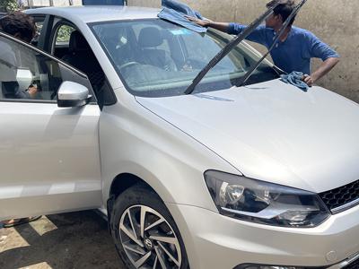 Volkswagen Polo Comfortline 1.0L MPI