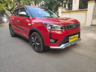 Mahindra XUV300 W6 1.2 Petrol AMT [2021]