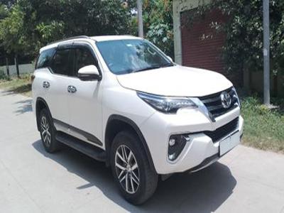 2019 Toyota Fortuner TRD 4X4 AT