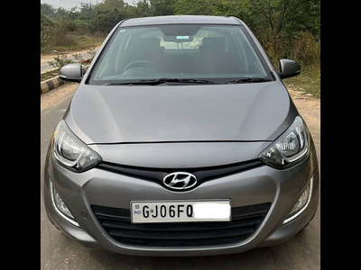 Used 2013 Hyundai i20 [2010-2012] Sportz 1.2 (O) for sale at Rs. 3,95,000 in Vado
