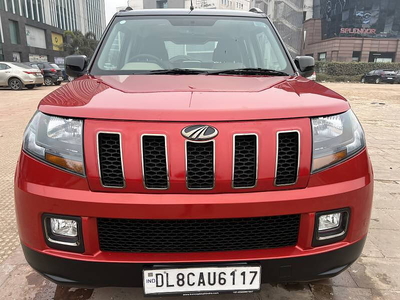 Used 2018 Mahindra TUV300 [2015-2019] T10 AMT Dual Tone for sale at Rs. 6,99,000 in Delhi