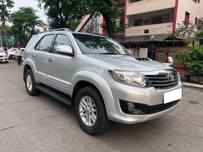 2013 Toyota Fortuner 4x2 AT