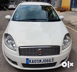 Fiat Linea Emotion 1.3 MJD, 2010, Petrol