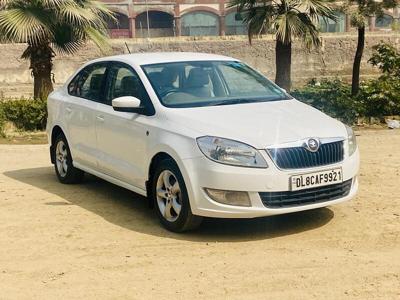 Used 2014 Skoda Rapid [2014-2015] 1.5 TDI CR Ambition with Alloy Wheels for sale at Rs. 3,25,000 in Delhi