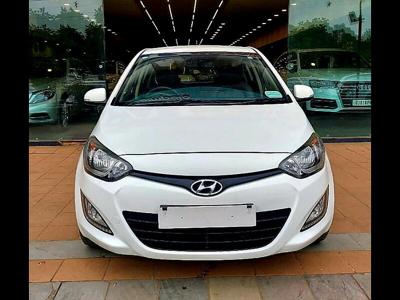 Used 2014 Hyundai i20 [2012-2014] Sportz 1.4 CRDI for sale at Rs. 4,25,000 in Ahmedab