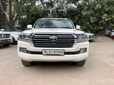 Used 2014 Toyota Land Cruiser [2011-2015] LC 200 VX for sale at Rs. 70,00,000 in Delhi
