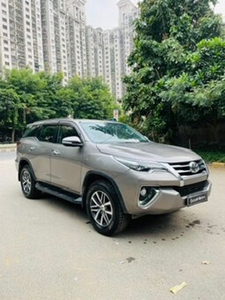 2017 Toyota Fortuner 2.8 4WD AT