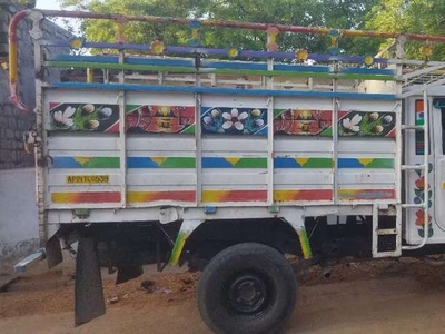 Mahindra Bolero Pik-Up 2017 Diesel Well Maintained