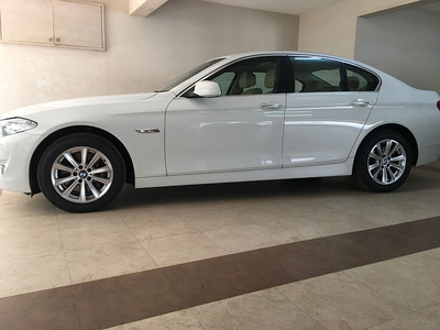Used 2011 BMW 5 Series [2010-2013] 530d Highline Sedan for sale at Rs. 22,50,000 in Surat