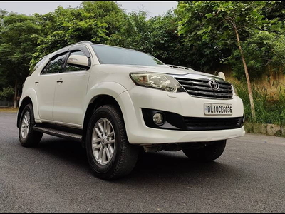 Used 2014 Toyota Fortuner [2012-2016] 4x2 AT for sale at Rs. 11,75,000 in Delhi