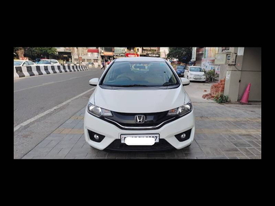 Used 2015 Honda Jazz [2015-2018] V AT Petrol for sale at Rs. 5,50,000 in Delhi