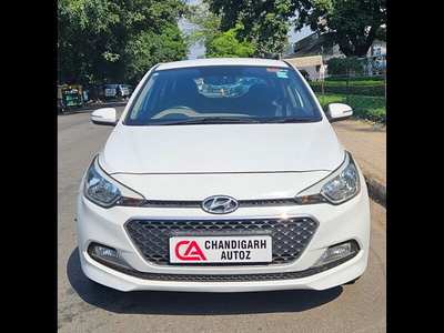 Used 2015 Hyundai Elite i20 [2014-2015] Sportz 1.4 for sale at Rs. 5,70,000 in Chandigarh