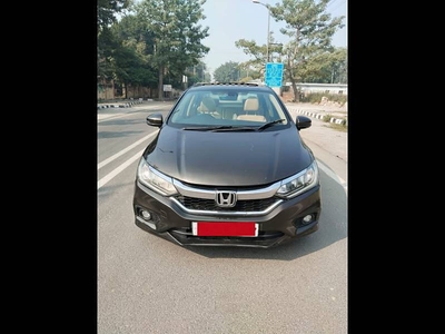 Used 2017 Honda City 4th Generation VX CVT Petrol for sale at Rs. 8,50,000 in Delhi