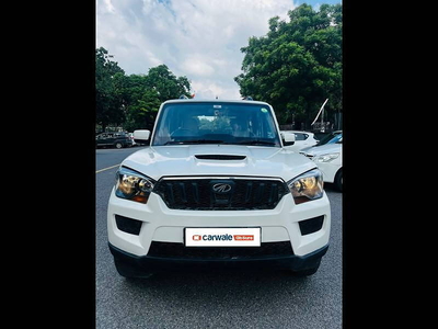 Used 2017 Mahindra Scorpio [2014-2017] S6 Plus 1.99 Intelli-Hybrid for sale at Rs. 9,40,000 in Delhi