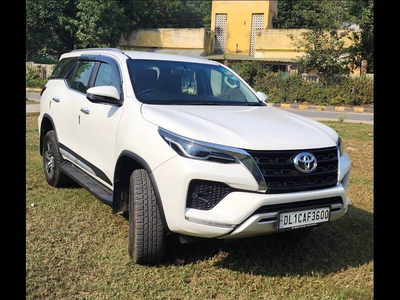 Used 2022 Toyota Fortuner 4X2 AT 2.8 Diesel for sale at Rs. 40,00,000 in Delhi