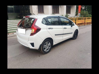 Used 2015 Honda Jazz [2015-2018] SV Petrol for sale at Rs. 3,35,001 in Delhi