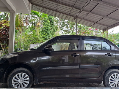 Used 2015 Maruti Suzuki Swift Dzire [2015-2017] VXI for sale at Rs. 5,50,000 in Kochi