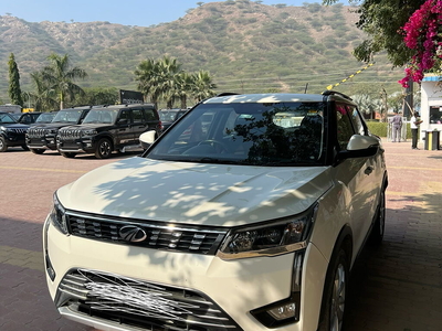 Used 2019 Mahindra XUV300 1.5 W8 [2019-2020] for sale at Rs. 8,50,000 in Ajm