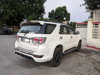 Used 2014 Toyota Fortuner [2012-2016] 2.5 Sportivo 4x2 MT for sale at Rs. 11,75,000 in Lucknow