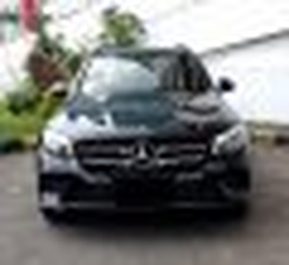 2019 Mercedes-Benz GLC 200 AMG Line Hitam -