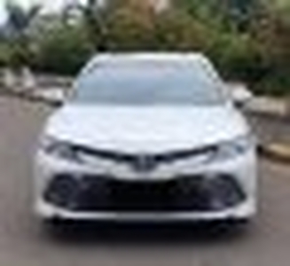 2019 Toyota Camry 2.5 Hybrid Putih -