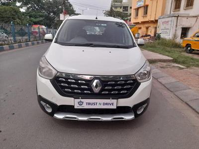 Used 2017 Renault Lodgy 110 PS RXL Stepway 8 STR for sale at Rs. 5,25,000 in Kolkat