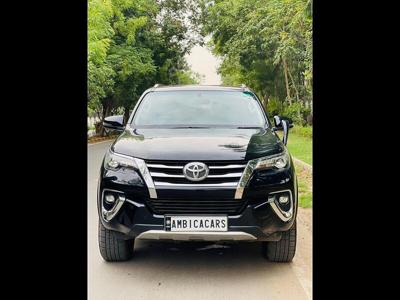 Used 2020 Toyota Fortuner [2016-2021] 2.8 4x2 MT [2016-2020] for sale at Rs. 32,80,000 in Gandhinag