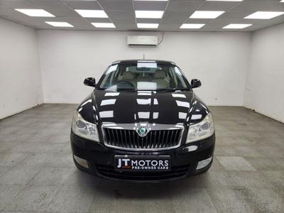 Used 2011 Skoda Laura Elegance 2.0 TDI CR AT for sale at Rs. 4,00,000 in Pun