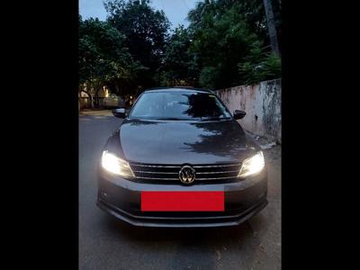 Used 2015 Volkswagen Jetta Highline TDI AT for sale at Rs. 10,30,000 in Chennai
