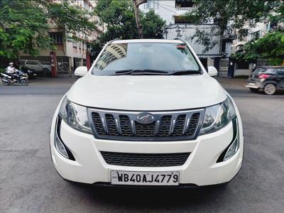 Mahindra XUV500 W10