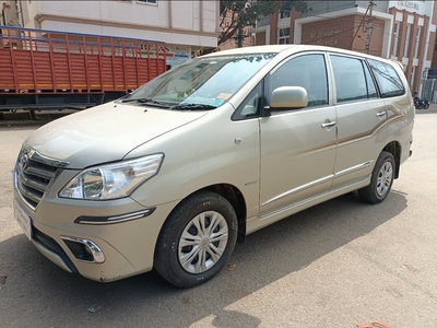 Toyota Innova(2013-2014) 2.5 G 7 STR BS-IV Bangalore