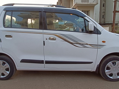 Used 2014 Maruti Suzuki Wagon R 1.0 [2014-2019] VXI for sale at Rs. 3,40,000 in Kolhapu