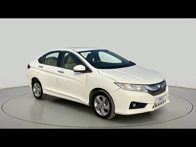 Used 2015 Honda City [2014-2017] V for sale at Rs. 5,60,000 in Surat