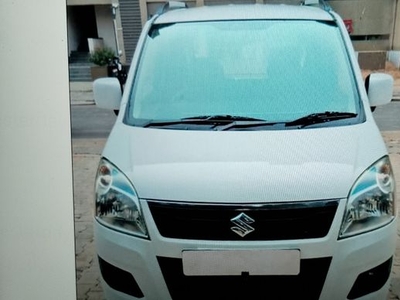 Used Maruti Suzuki Wagon R 2013 72356 kms in Ahmedabad