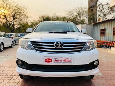Used 2014 Toyota Fortuner [2012-2016] 4x2 AT for sale at Rs. 15,75,000 in Ahmedab
