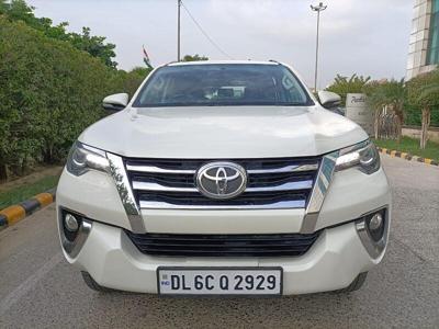 Used 2016 Toyota Fortuner [2016-2021] 2.8 4x4 AT [2016-2020] for sale at Rs. 25,00,000 in Delhi