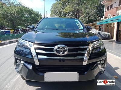 Used 2018 Toyota Fortuner [2016-2021] 2.8 4x2 AT [2016-2020] for sale at Rs. 28,75,000 in Delhi
