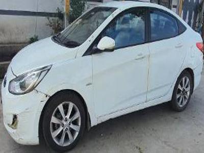 Hyundai Verna 1.6 SX CRDi Optional