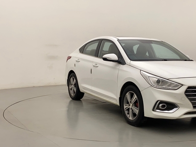 Hyundai Verna 1.6 CRDI SX + AT