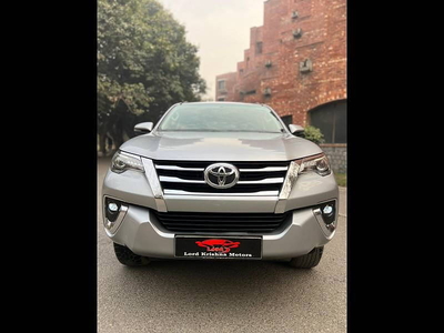 Used 2018 Toyota Fortuner [2016-2021] 2.8 4x2 MT [2016-2020] for sale at Rs. 24,90,000 in Delhi